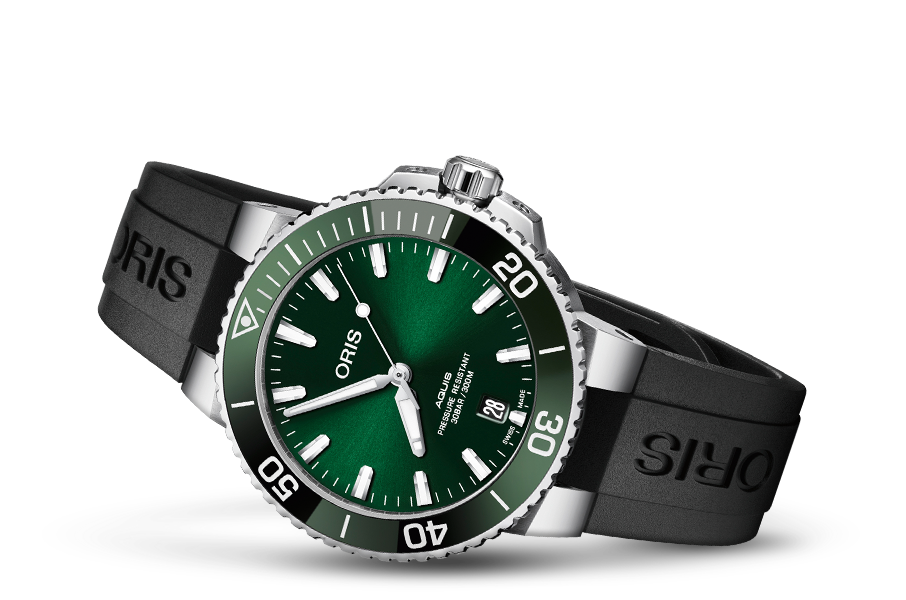 Aquis Date 01 733 7732 4157-07 4 21 64FC - Side View