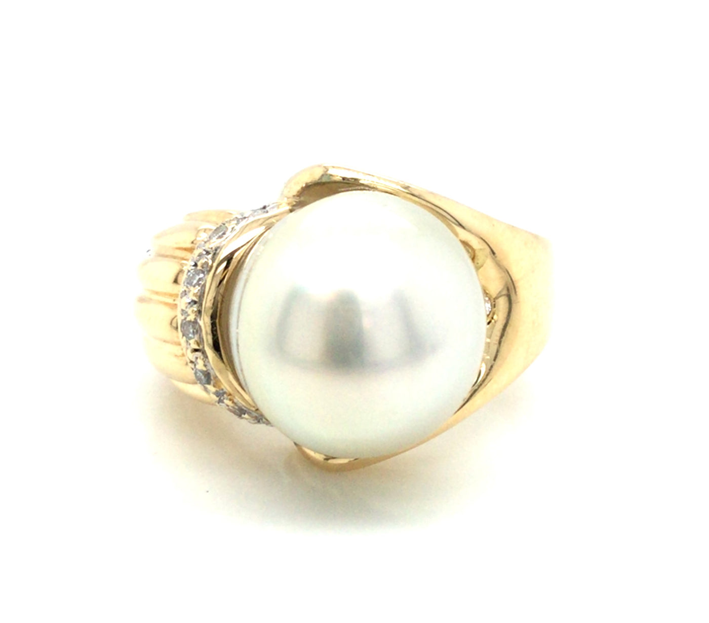 18K Yellow Contemporary Fresh Water Pearl and Natural Diamond Ring Size 6