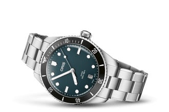 ORIS Watches USA, Inc Divers 65 Date 38 mm Stainless Steel