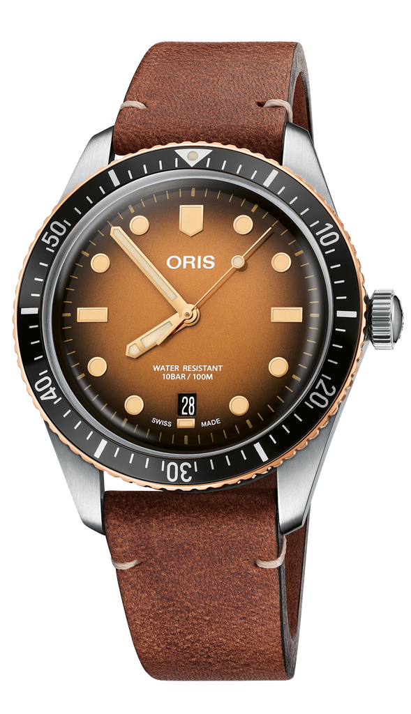 Divers Sixty-Five Date 01 733 7707 4356-07 5 20 45