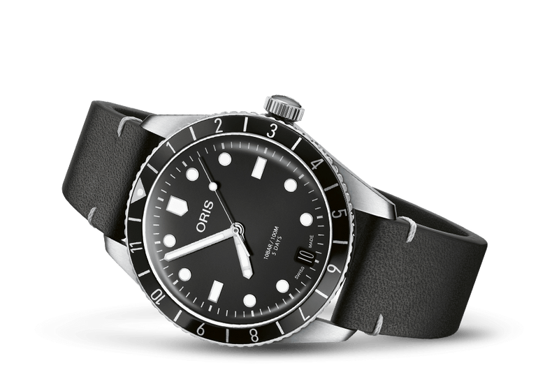 Divers Sixty-Five Calibre 400 01 400 7772 4054-07 5 20 82 - Side