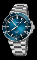 43.50 mm / Blue / Rubber Strap