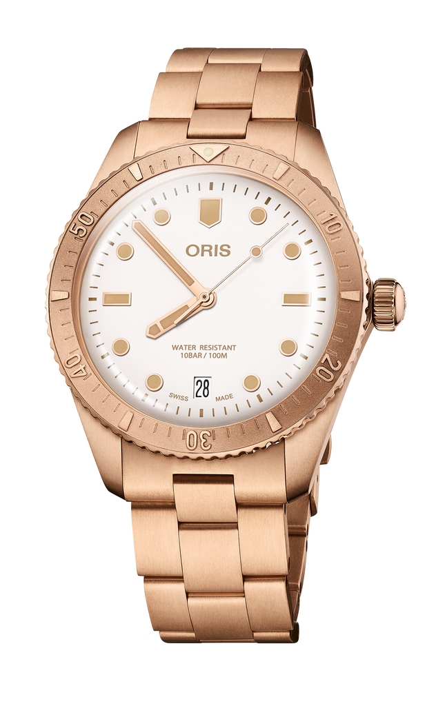 Divers Sixty-Five Date 01 733 7771 3151-07 8 19 15