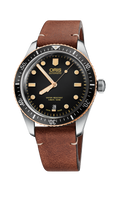 40.00 mm / Black / Leather Strap