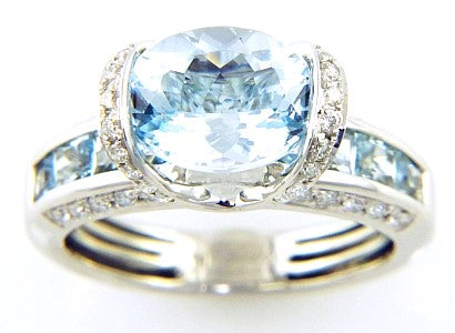14K White Contemporary Aquamarine and Natural Diamond Ring Size 7