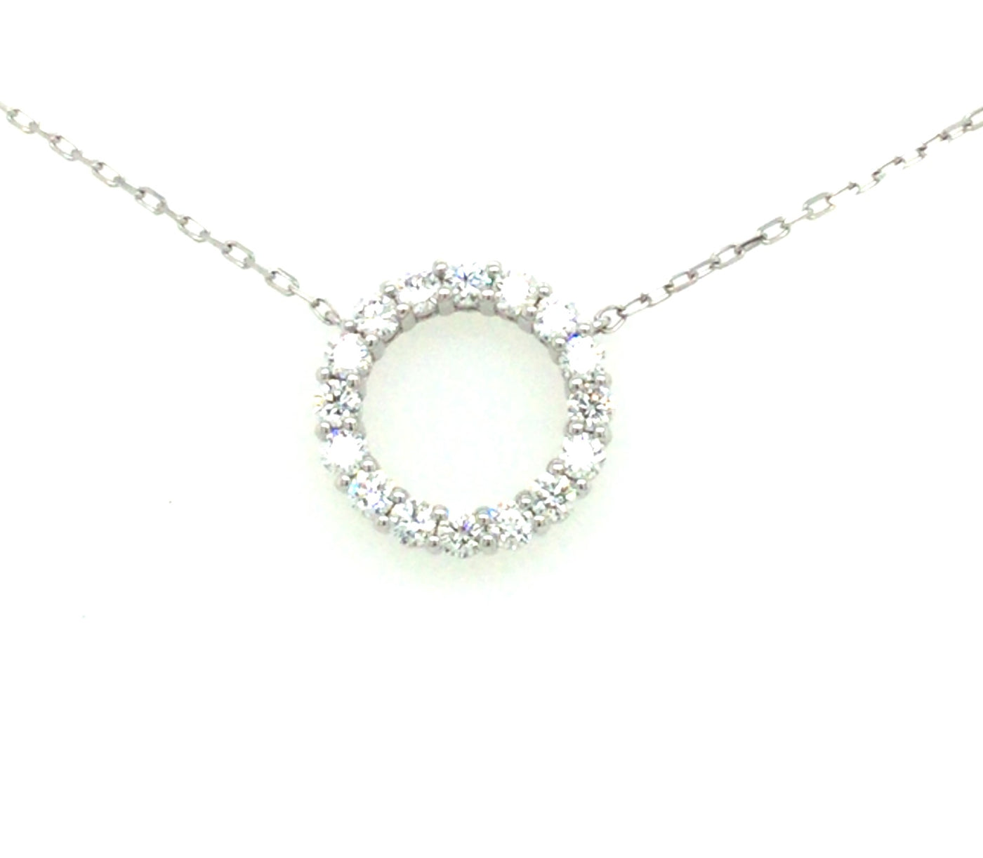 18K White Gold Natural Diamond Circle Necklace