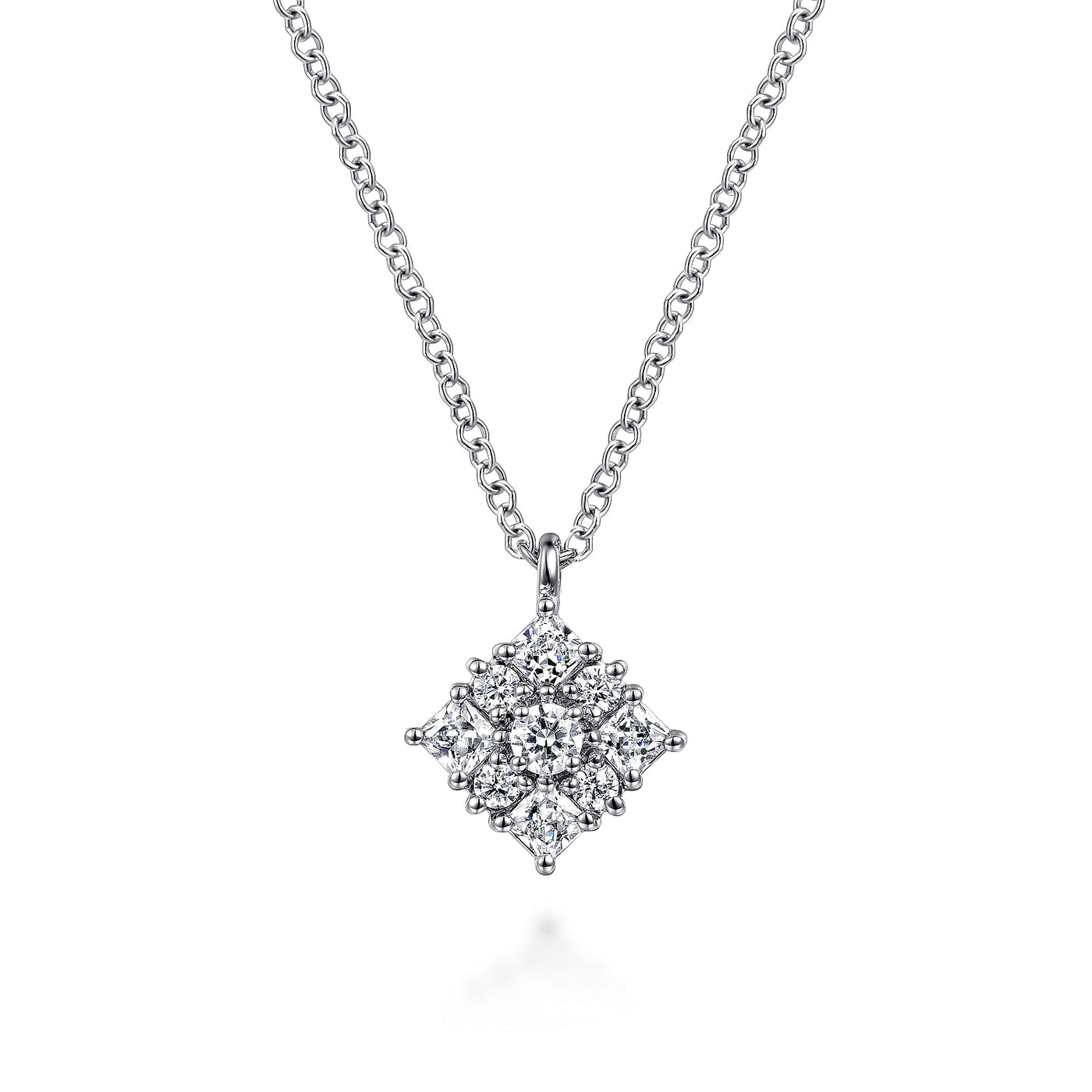 14K White Natural Diamond 17.5 inch Necklace