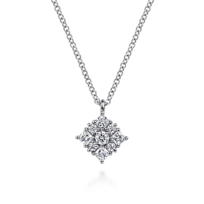 14K White Natural Diamond 17.5 inch Necklace